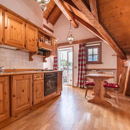 Ca' Alpini - Mountain View Terrace & Parking Daire