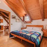 Ca' Alpini - Mountain View Terrace & Parking Apartment *