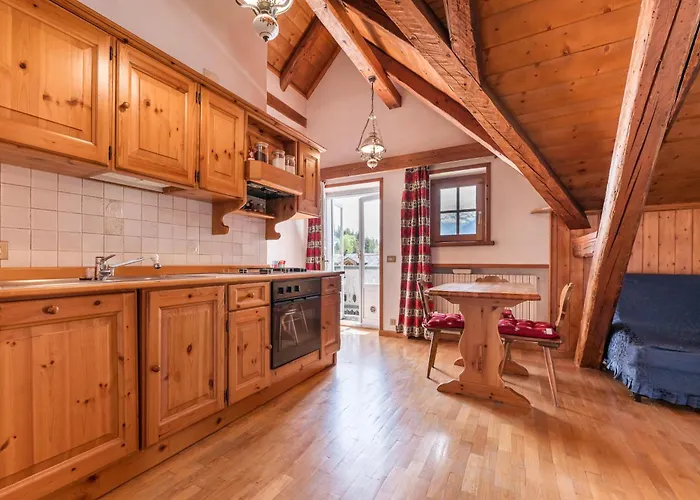 Ca' Alpini - Mountain View Terrace & Parking Apartmán